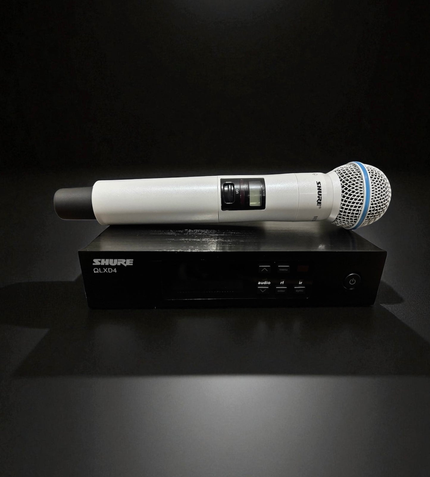 Microfone sem Fio Shure Qlxd24/Beta58 - Branco